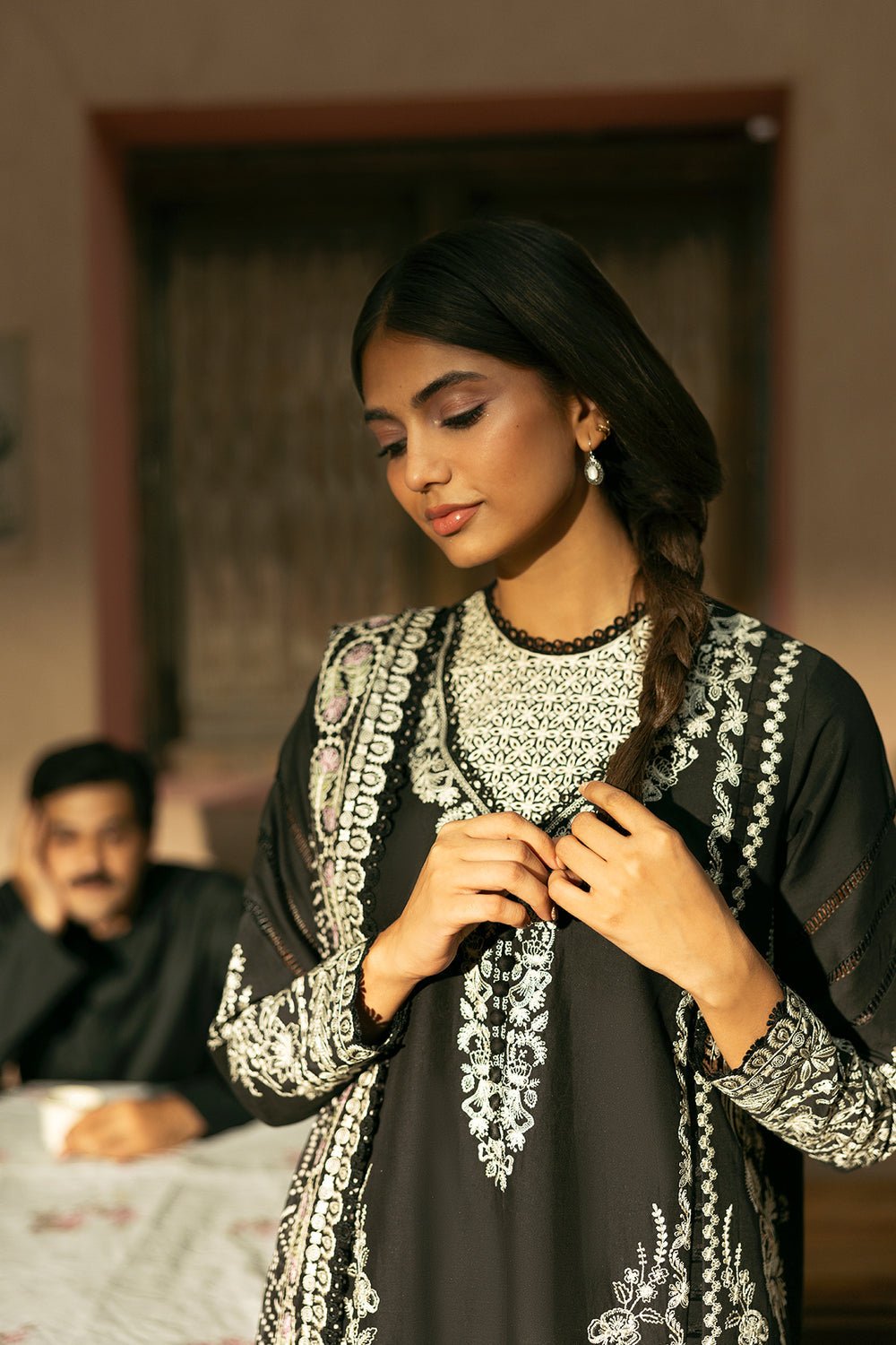 Afrozeh | Mulaqat Lawn 26 | Bekhudi-Brand:Afrozeh-Type:Ladies Clothes-Black-Lawn-House of Maryam- Buy in UK, USA