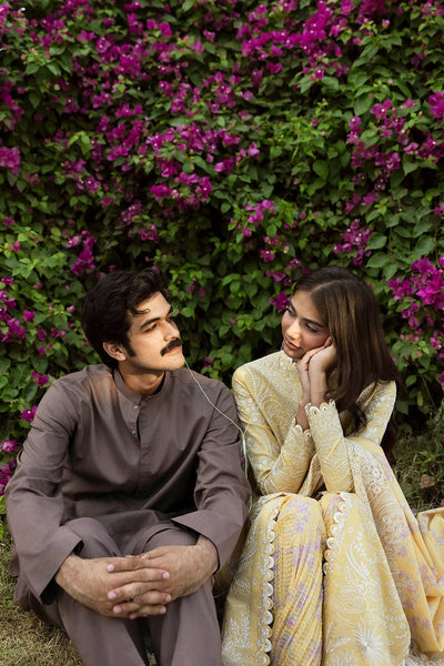 Afrozeh | Mulaqat Lawn 26 | Taqdeer-Brand:Afrozeh-Type:Ladies Clothes-Maize Yellow-Lawn-House of Maryam- Buy in UK, USA