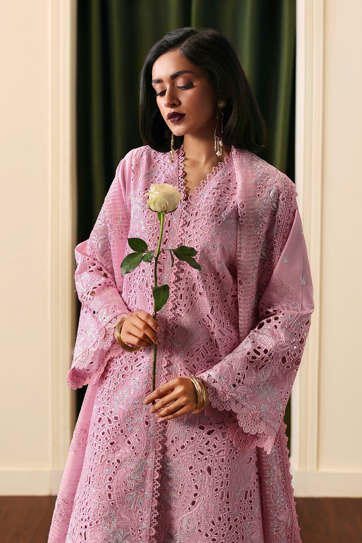 Afrozeh Chantelle pink embroidered lawn suit, photo 3