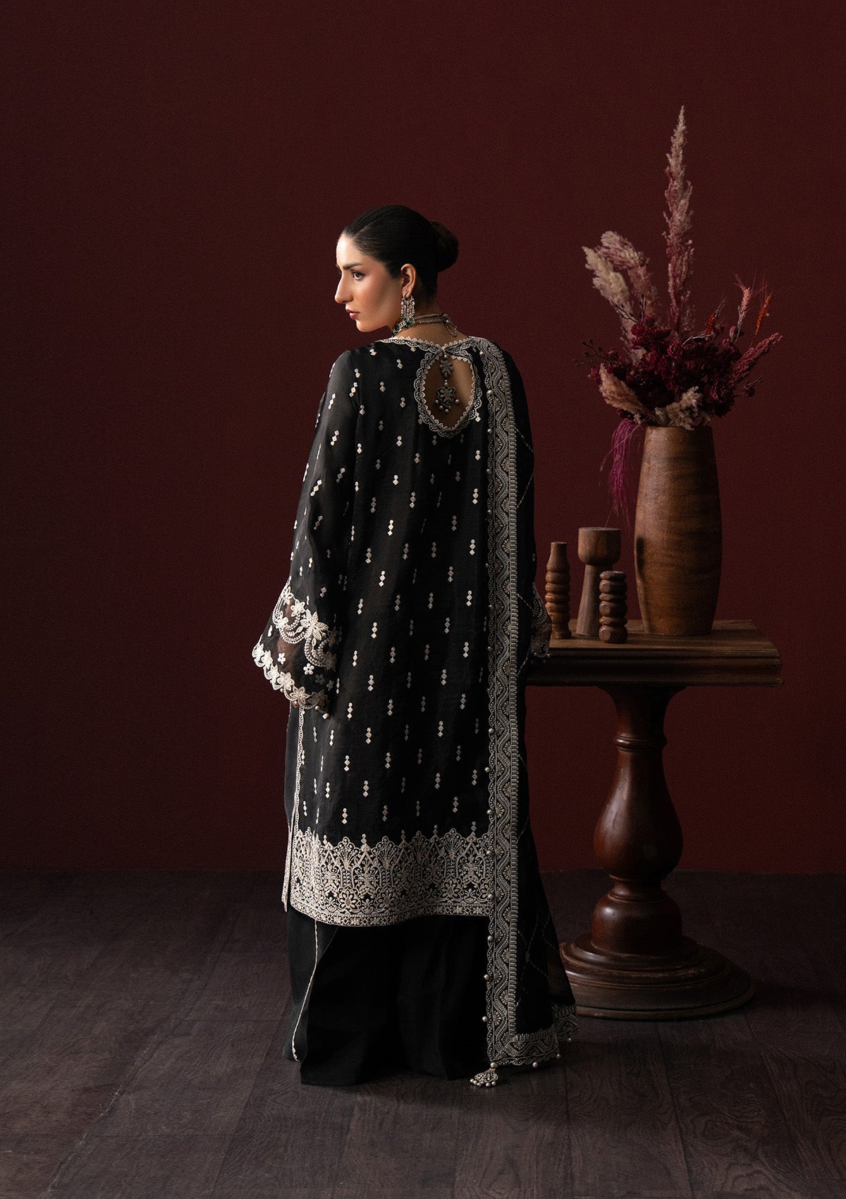 Aik Atelier | Lady Aik 25 | LOOK 02, image 2