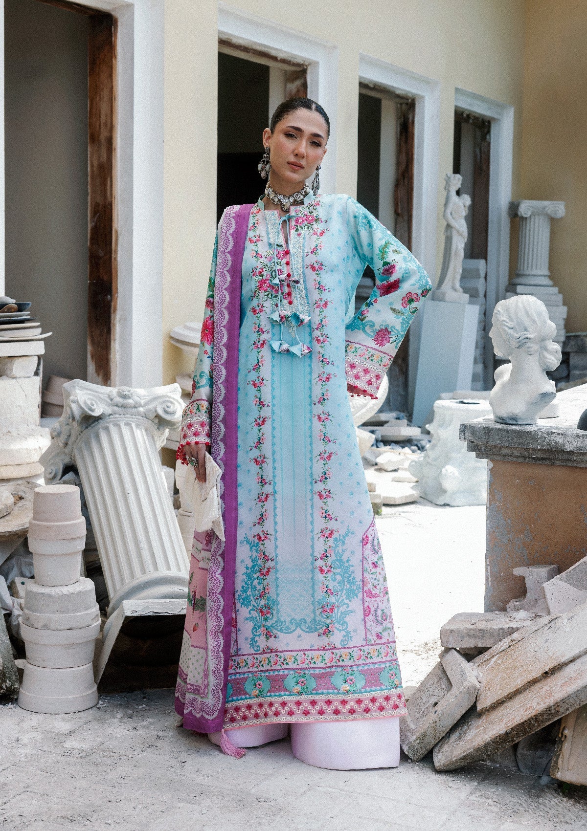 Aik Atelier | Lady Aik 26 | Lady Aik - Look B2603