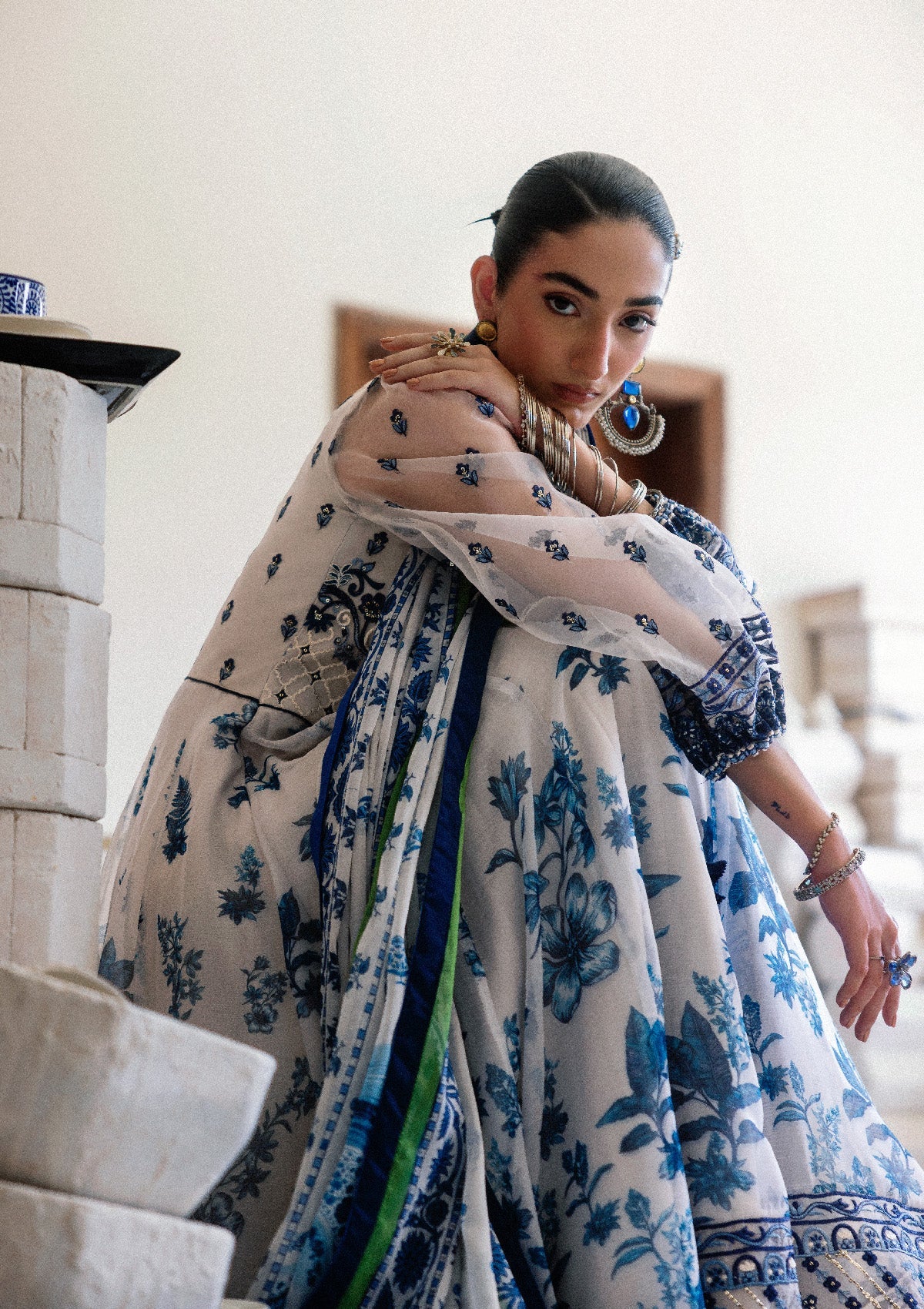 Aik Atelier | Lady Aik 26 | Lady Aik - Look B2605, image 3
