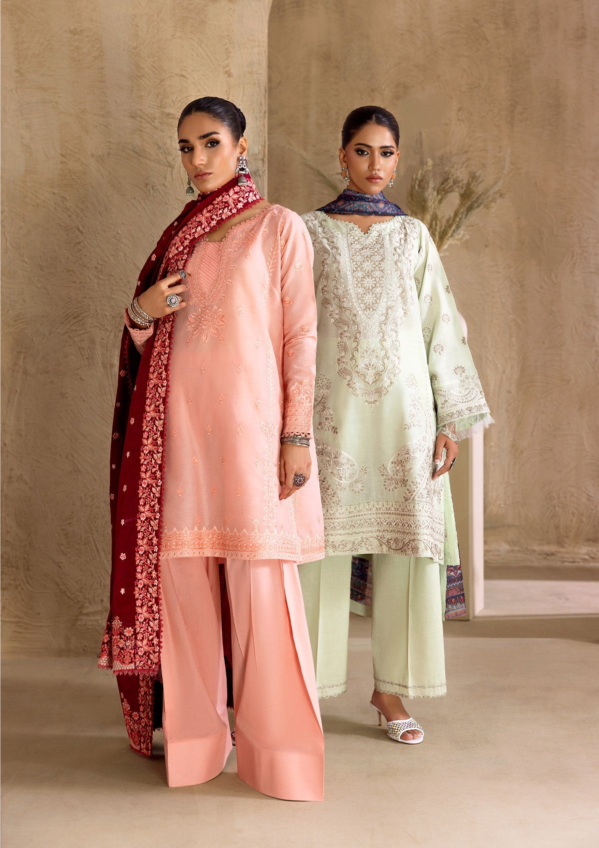 Aik Atelier Look 03 embroidered lawn suit, photo 5