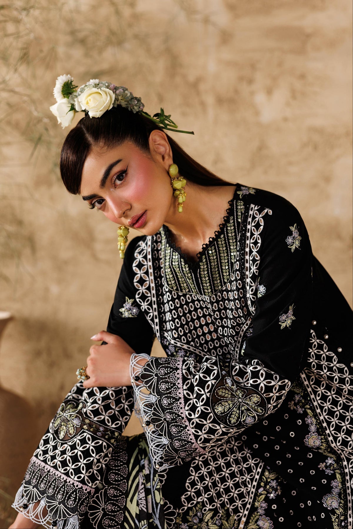 Akbar Aslam | Elea Lawn 26 | Alesse-Brand:Akbar Aslam-Type:Ladies Clothes-Black-Lawn-House of Maryam- Buy in UK, USA