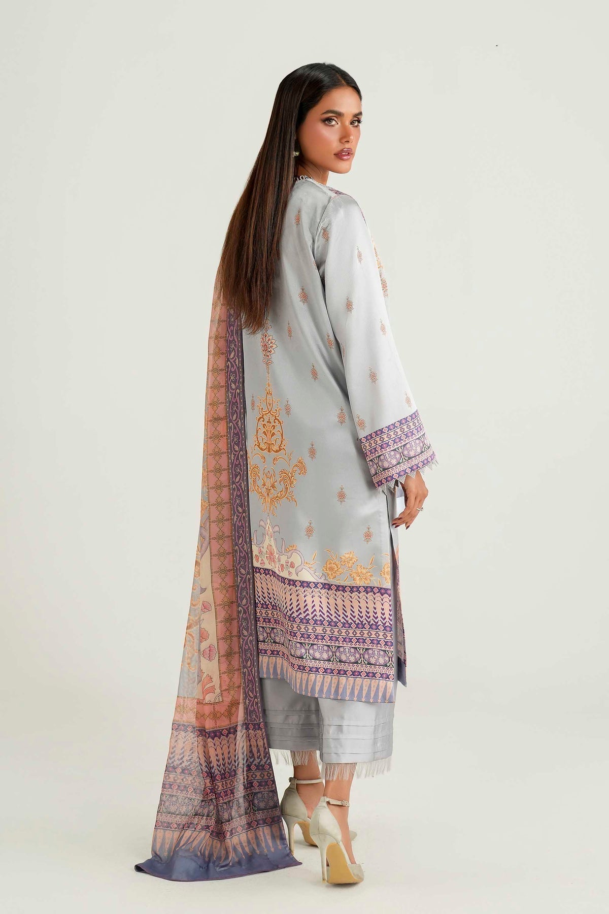 Akbar Aslam | Silk Pret | Noura-Brand:Akbar Aslam-Type:Ladies Clothes-Silver Gray-Pure Silk-House of Maryam- Buy in UK, USA