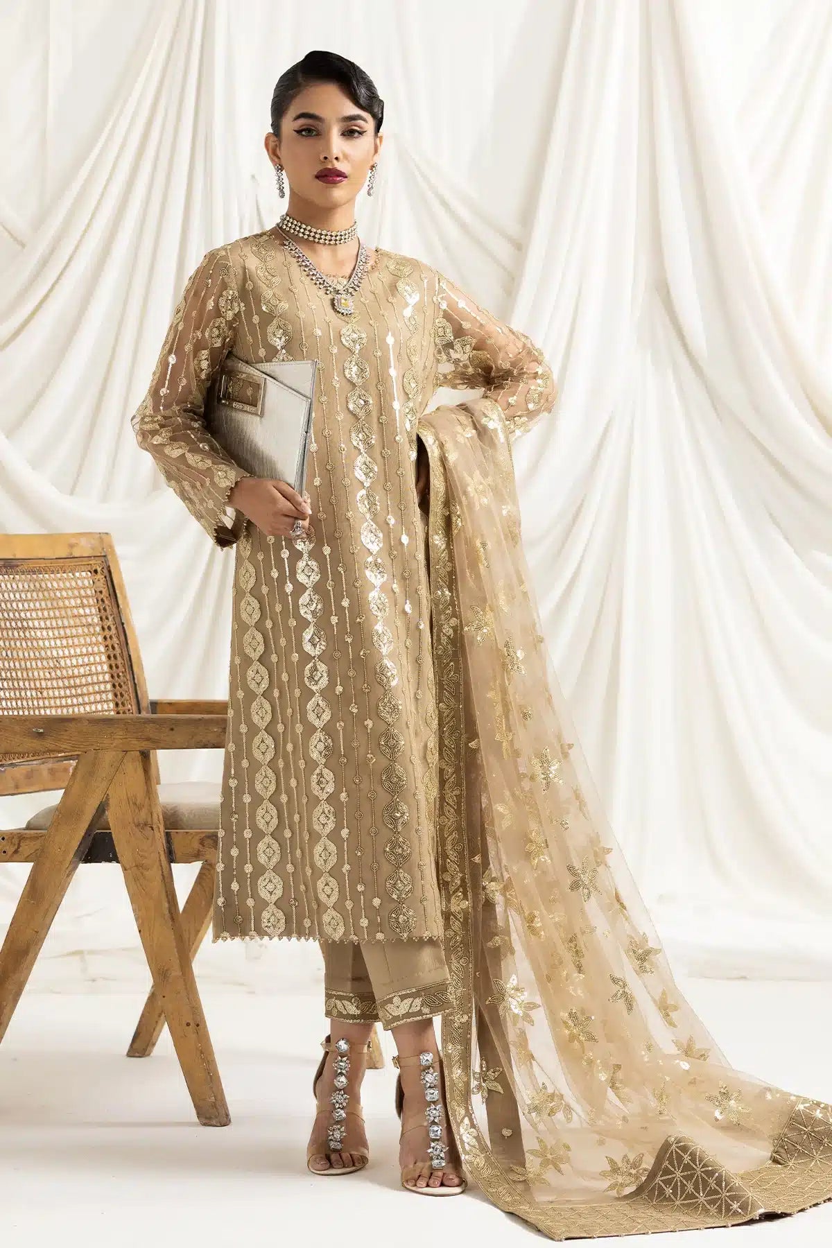 Alizeh | Dua Formals 23 | DUA-V02D01B- AIREEN(IVORY BEIGE)