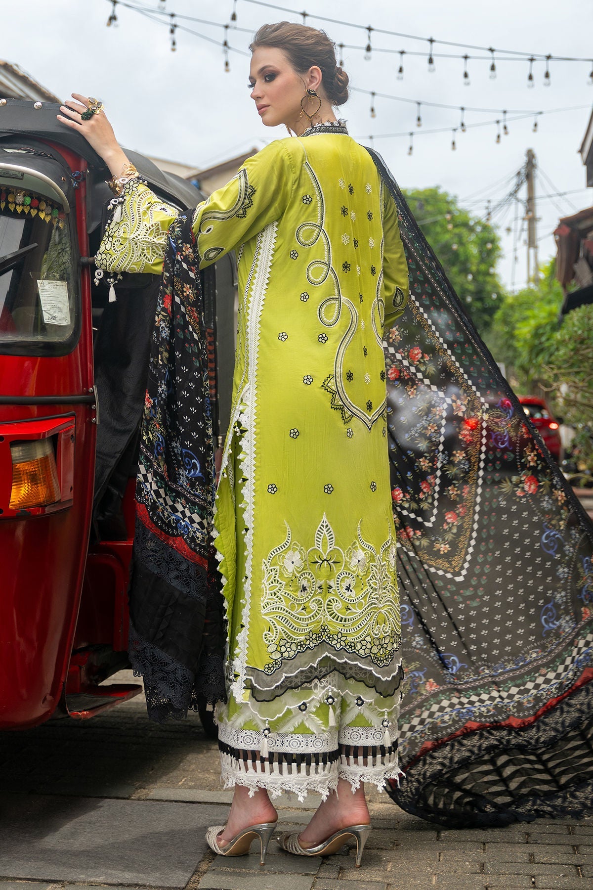 Annus Abrar | Neroli Luxury Lawn | Rutaba-Brand:Annus Abrar-Type:Ladies Clothes-Lime-Lawn-House of Maryam- Buy in UK, USA