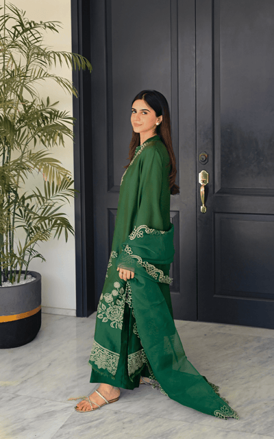 Asifa and Nabeel | Silk Edit 26 | Emerald Hues-Brand:Asifa and Nabeel-Type:Ladies Clothes-Bold Green-Tissue Silk-House of Maryam- Buy in UK, USA