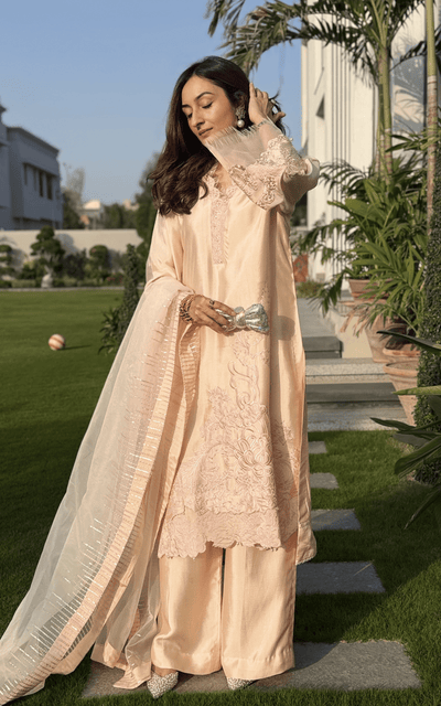 Asifa and Nabeel | Silk Edit 26 | Peach Nectar-Brand:Asifa and Nabeel-Type:Ladies Clothes-Peach Cream-Tissue Silk-House of Maryam- Buy in UK, USA