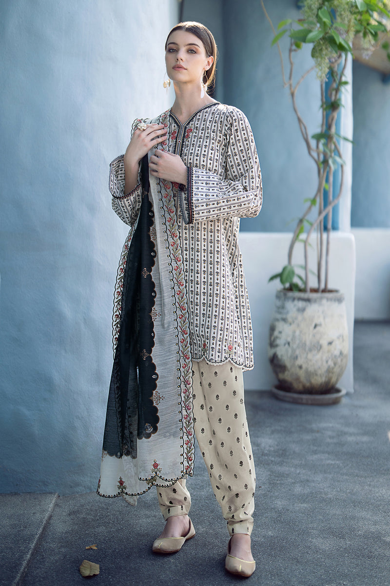 Baroque | Lawn Collection 24 | UF-555 -  Baroque Luxury -  House of Maryam
