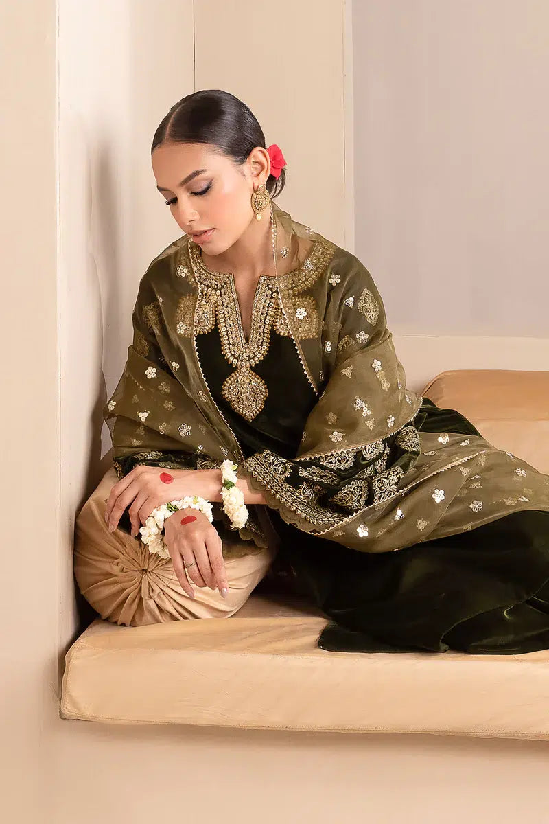 Baroque | Jahanara Luxury Velvet 23 | UF-425 -  Baroque Formal - Original Designer Dress - House of Maryam