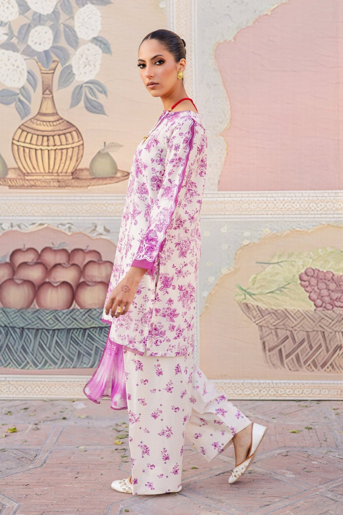 Batik | Chargbagh | Ferbera-Brand:Batik-Type:Ladies Clothes-Off White-Lawn-House of Maryam- Buy in UK, USA