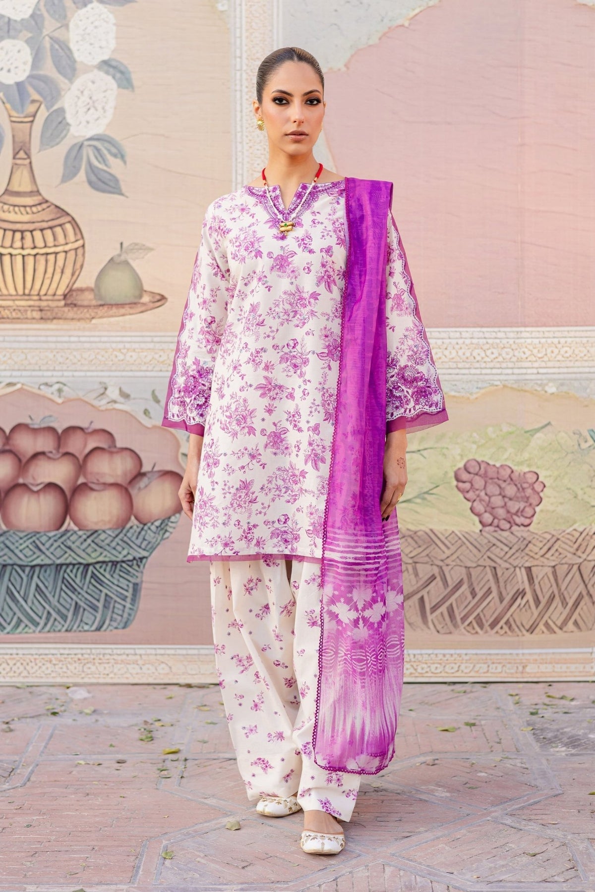 Batik | Chargbagh | Ferbera-Brand:Batik-Type:Ladies Clothes-Off White-Lawn-House of Maryam- Buy in UK, USA
