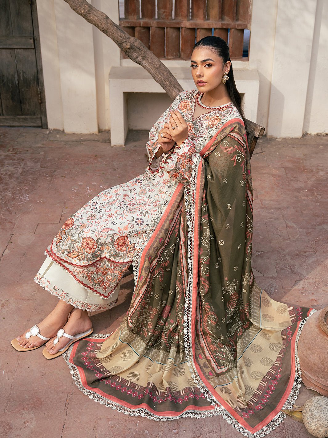 Bin Ilyas | Hazel Printed Lawn 25 | 2073 - A-Brand:Bin Ilyas-Type:Ladies Clothes-Off White-Lawn-House of Maryam- Buy in UK, USA