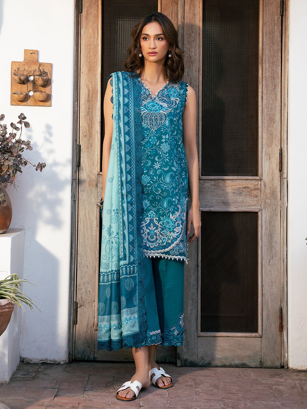Bin Ilyas | Hazel Printed Lawn 25 | 2073 - B-Brand:Bin Ilyas-Type:Ladies Clothes-Sea Green-Lawn-House of Maryam- Buy in UK, USA