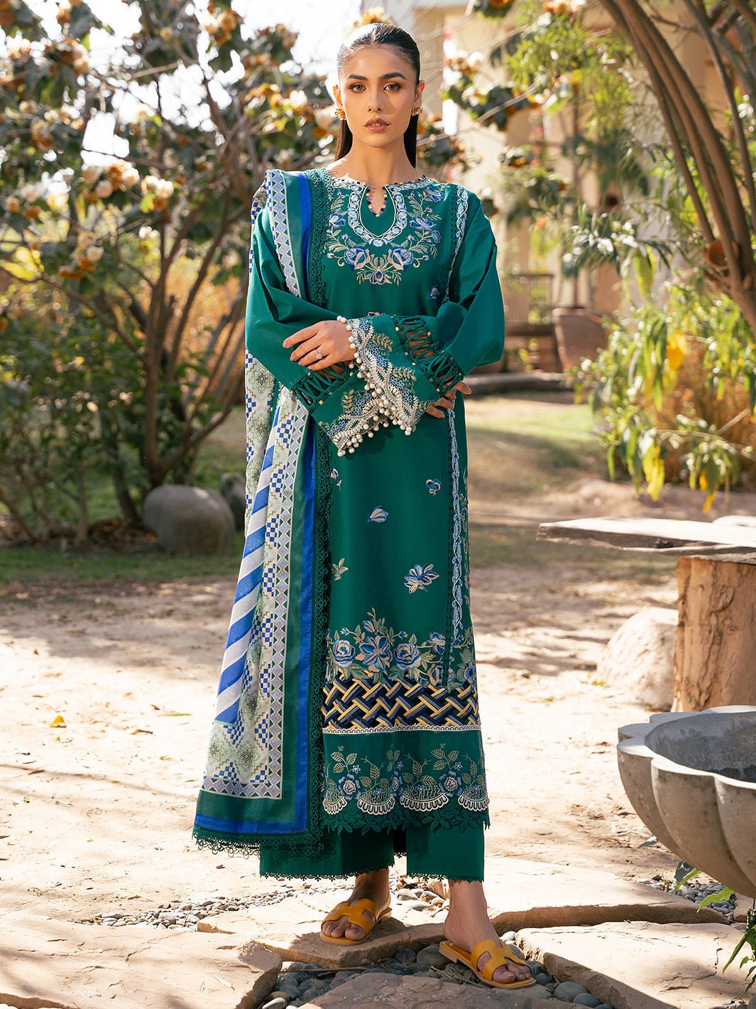 Bin Ilyas | Hazel Printed Lawn 25 | 2077 - A-Brand:Bin Ilyas-Type:Ladies Clothes-Emerald Green-Lawn-House of Maryam- Buy in UK, USA