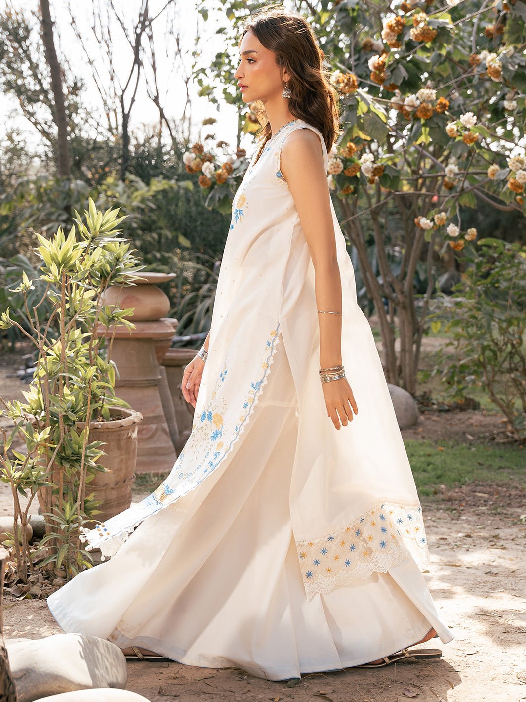 Bin Ilyas | Hazel Printed Lawn 25 | 2078 - B-Brand:Bin Ilyas-Type:Ladies Clothes-White-Lawn-House of Maryam- Buy in UK, USA