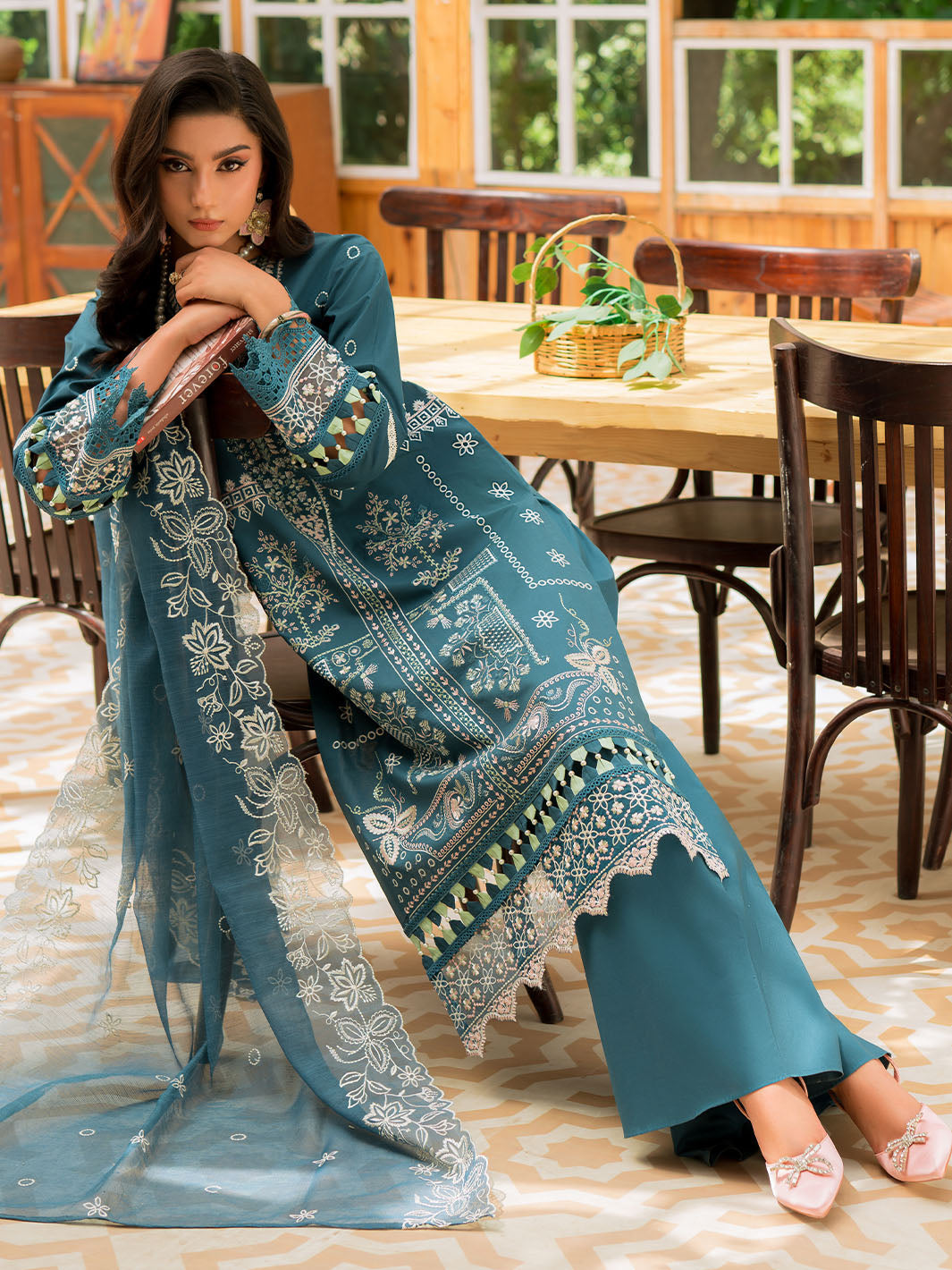 Mahnur | Bella Lawn 24 | BL - 01 -  Mahnur Luxury - Original Designer Dress - House of Maryam