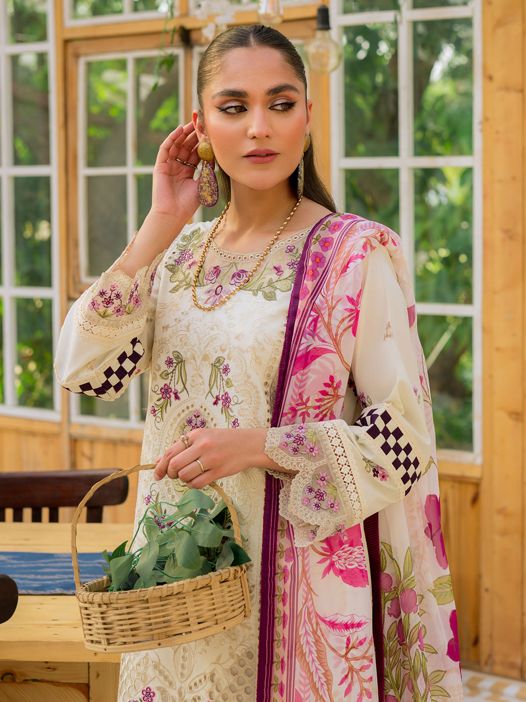 Mahnur | Bella Lawn 24 | BL - 04 -  Mahnur Luxury - Original Designer Dress - House of Maryam