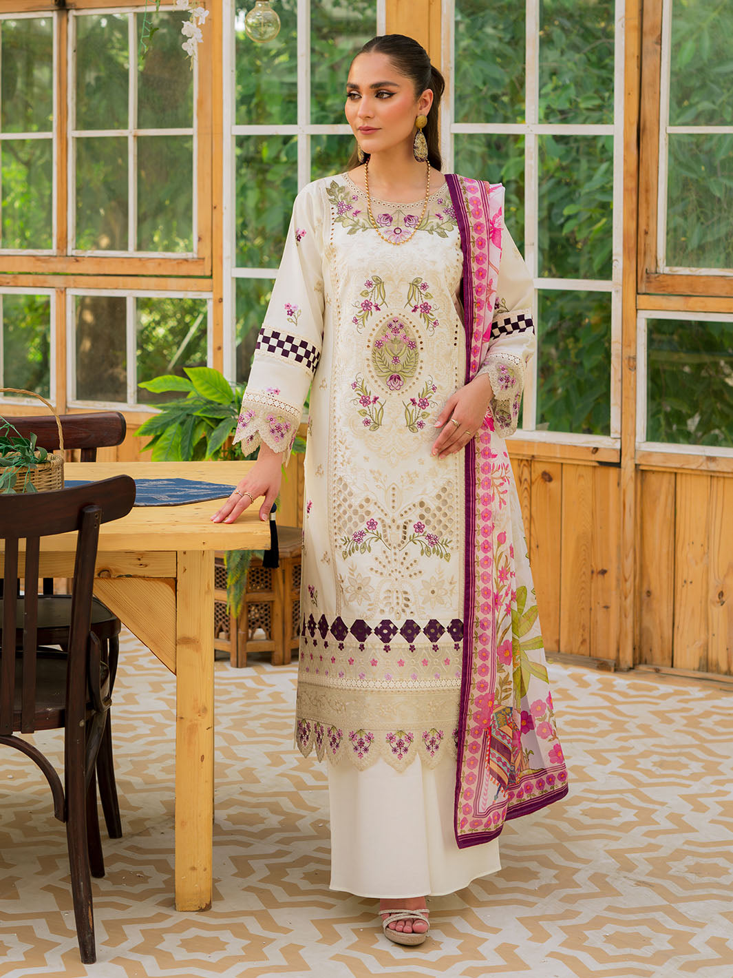 Mahnur | Bella Lawn 24 | BL - 04 -  Mahnur Luxury -  House of Maryam