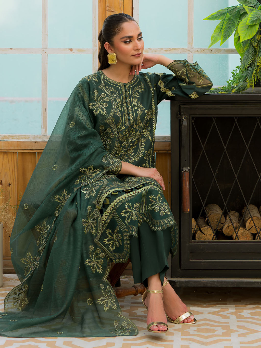 Mahnur | Bella Lawn 24 | BL - 06 by Designer Mahnur - House of Maryam - Pakistani Designer Ethnic Wear in {{ shop.shopifyCountryName }}