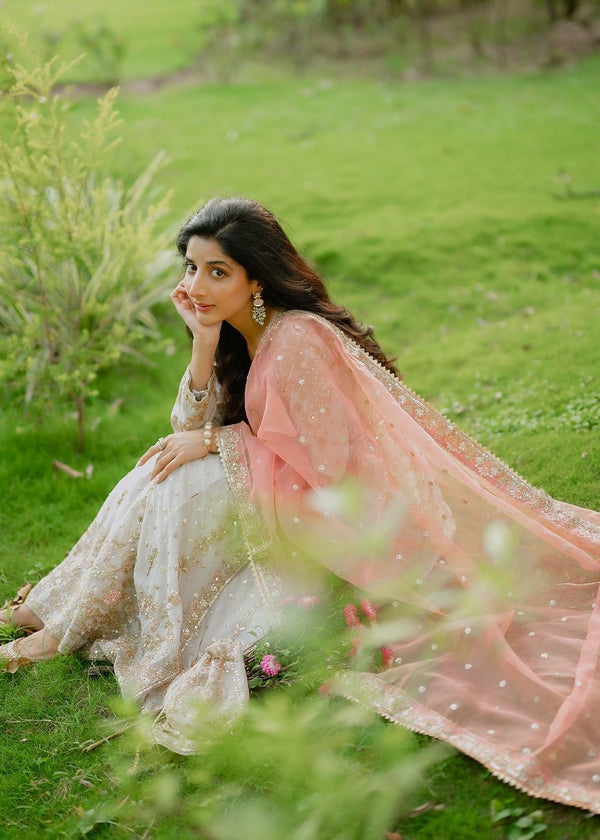 Haseens | Riwayat Luxe | Hooriya-4
