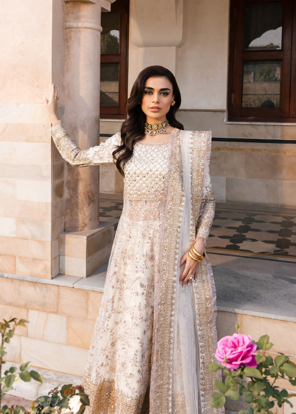 Haseens | Riwayat Luxe | Sabeen, image 3