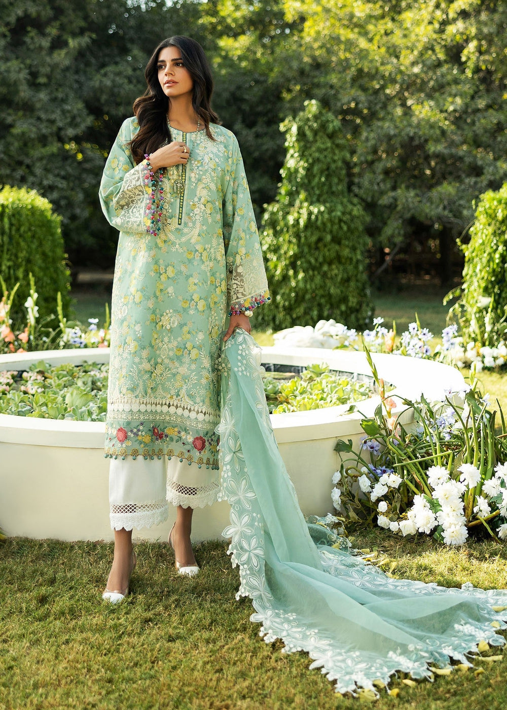 Sadaf Fawad Khan | Siraa Lawn 25 | BLOOM - B -  Sadaf Fawad Khan Ladies Clothes - Original Designer Dress - House of Maryam