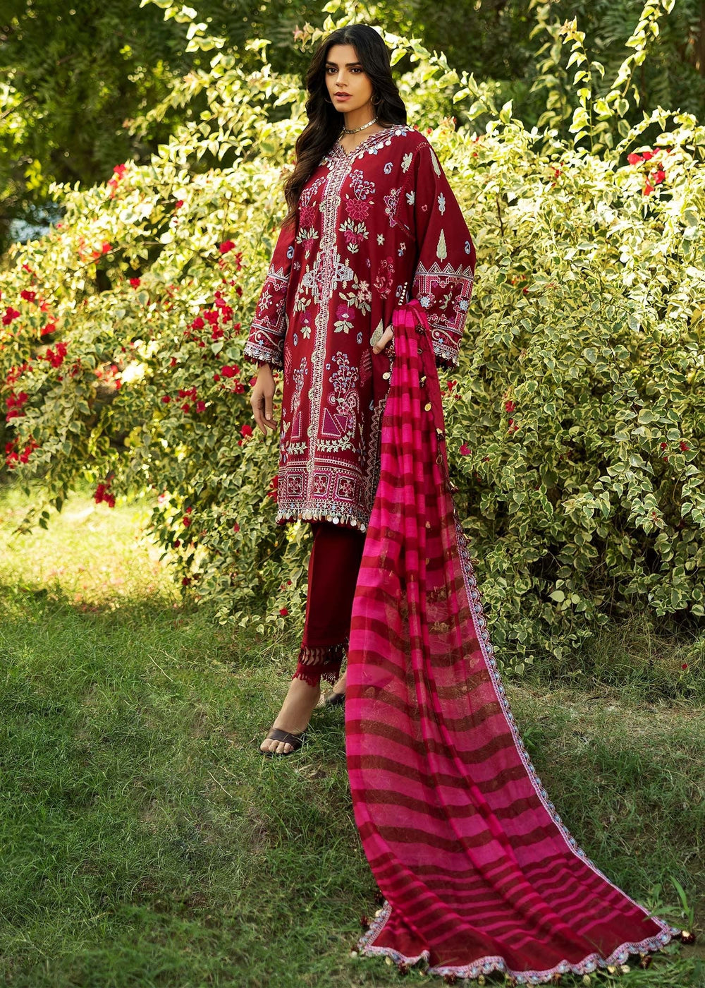 Sadaf Fawad Khan | Siraa Lawn 25 |WISTERIA - B -  Sadaf Fawad Khan Ladies Clothes - Original Designer Dress - House of Maryam