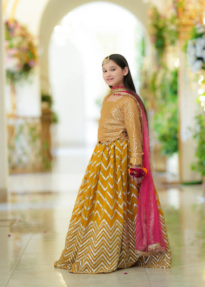 Ayesha Hamza | Kids Festive | Sharjina