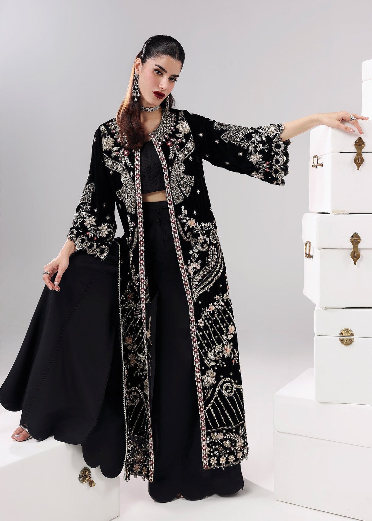 Sardinia | Lamore Luxury Handwork Edit 25 | Black Swan-5