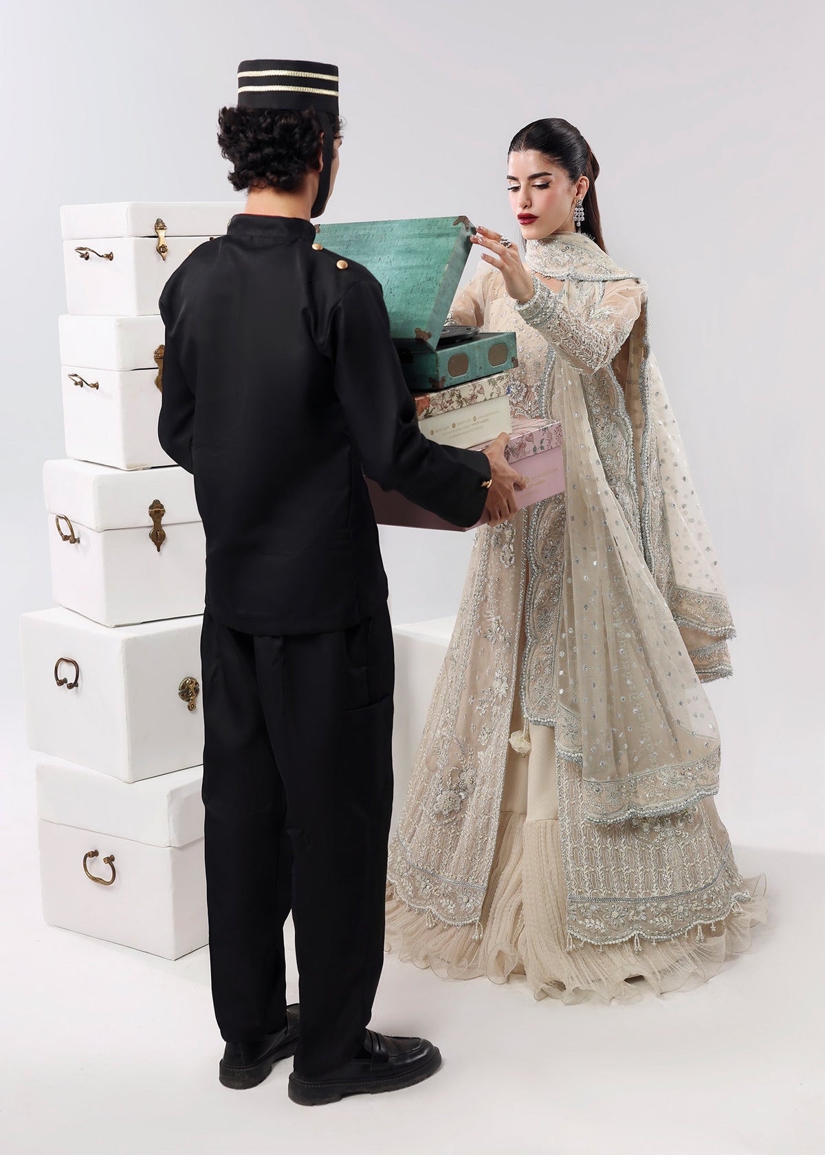 Sardinia | Lamore Luxury Handwork Edit 25 | Pearl Mist-6