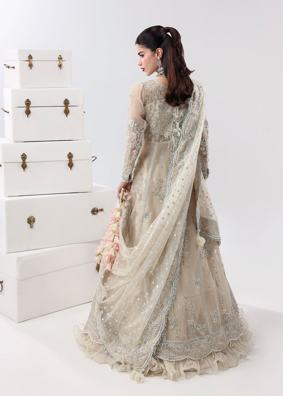 Sardinia | Lamore Luxury Handwork Edit 25 | Pearl Mist-2