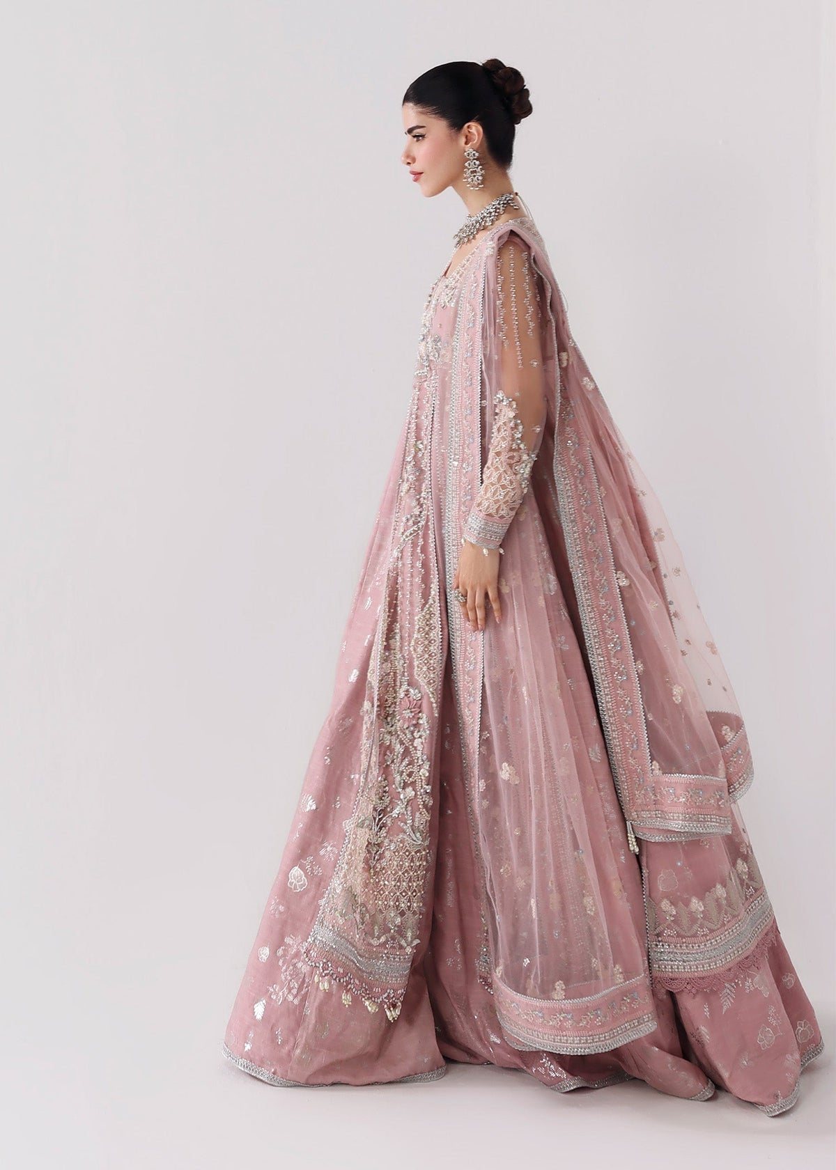 Sardinia | Lamore Luxury Handwork Edit 25 | Lilac luxe-5