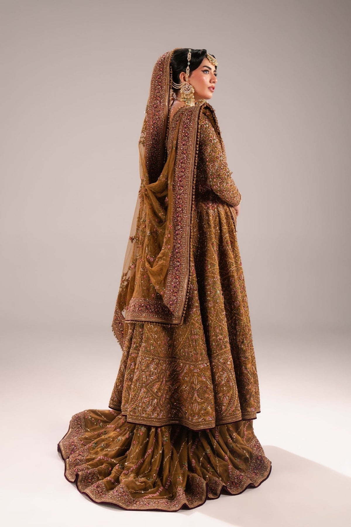 Fahad Hussayn | Mutanjan Bridals | Darakshan-2