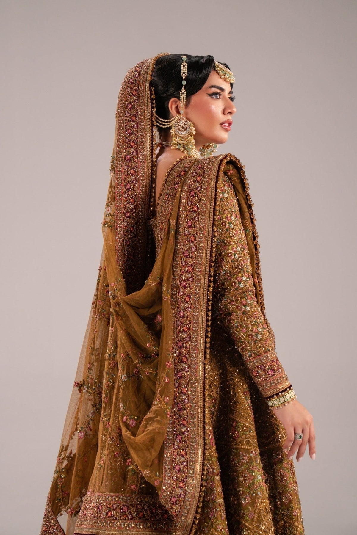 Fahad Hussayn | Mutanjan Bridals | Darakshan-5