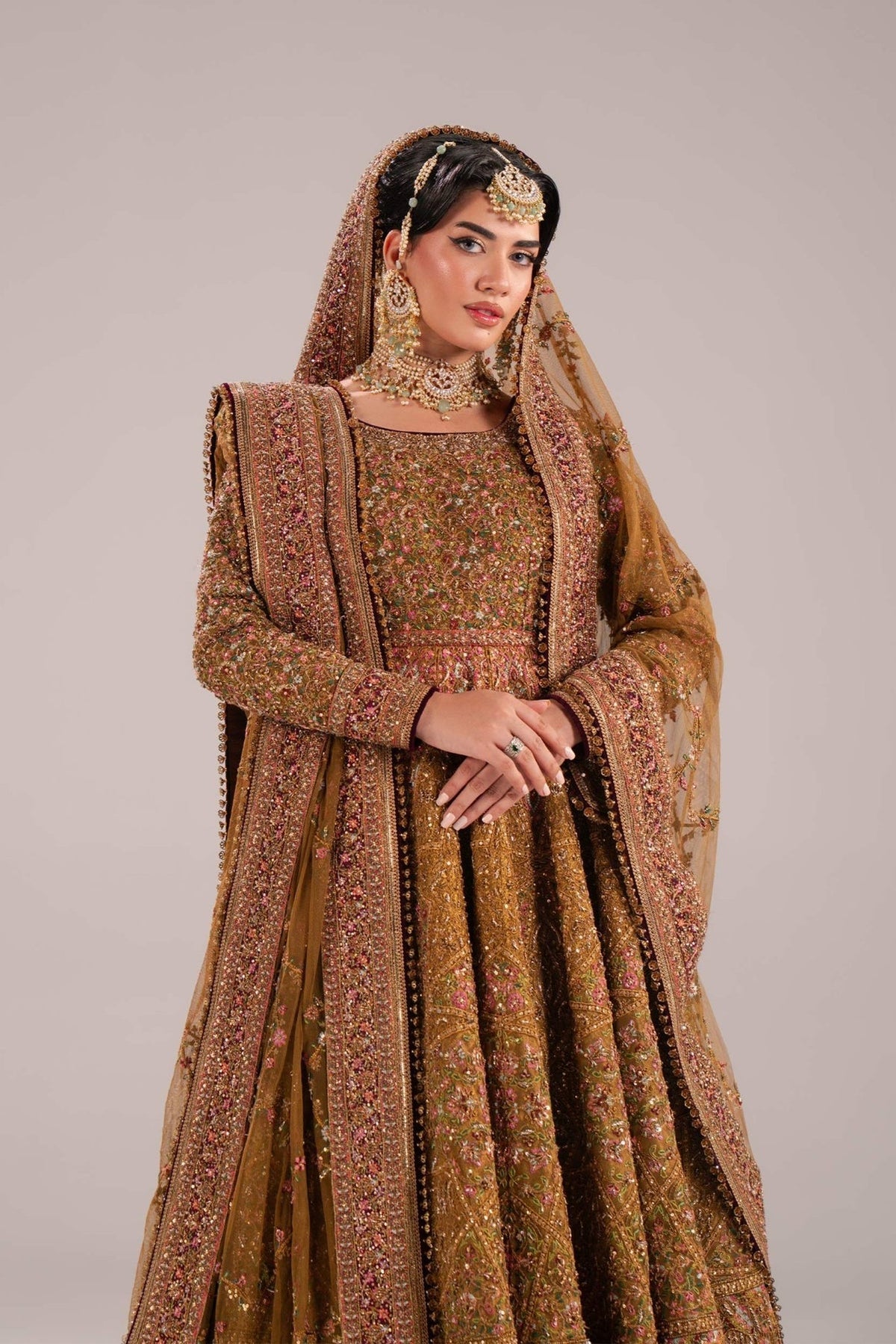 Fahad Hussayn | Mutanjan Bridals | Darakshan-4