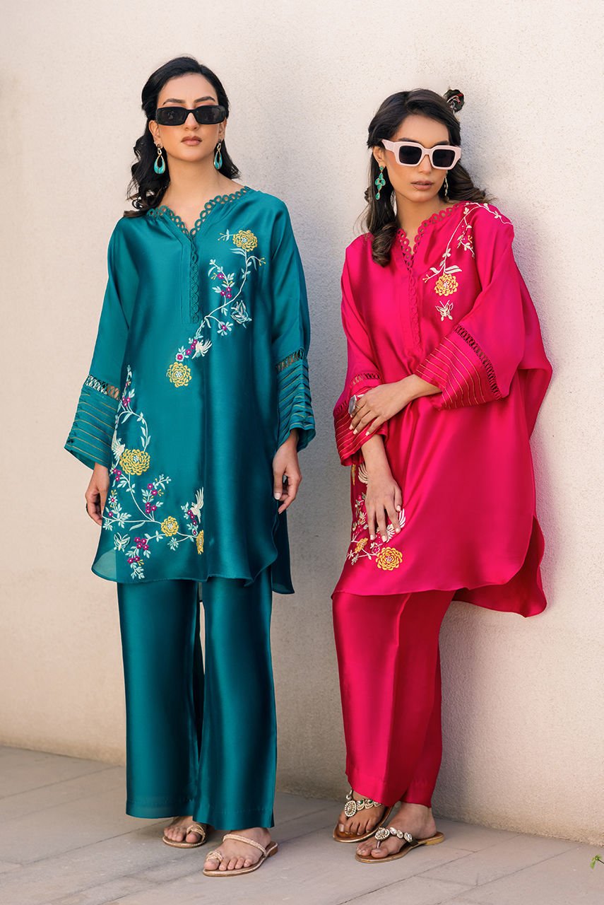 Deepak Perwani | Eid Edit 25 | Kut319-Brand:Deepak Perwani-Type:Ladies Clothes-Hot Pink-Sheesha Silk-House of Maryam- Buy in UK, USA