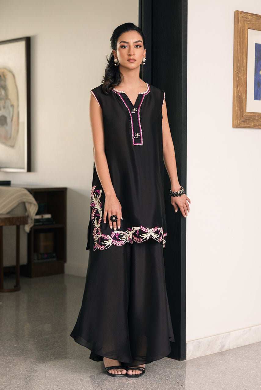 Deepak Perwani | Eid Edit 25 | Kut330-Brand:Deepak Perwani-Type:Ladies Clothes-Black-Silk-House of Maryam- Buy in UK, USA