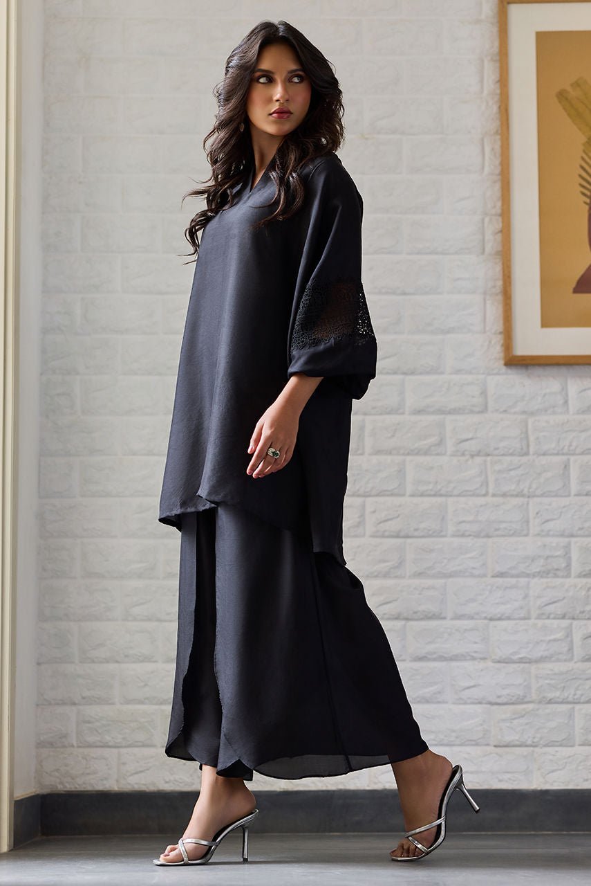 Deepak Perwani | Nazia Eid Edit 26 | Noir-Brand:Deepak Perwani-Type:Ladies Clothes-Black-Raw Silk-House of Maryam- Buy in UK, USA