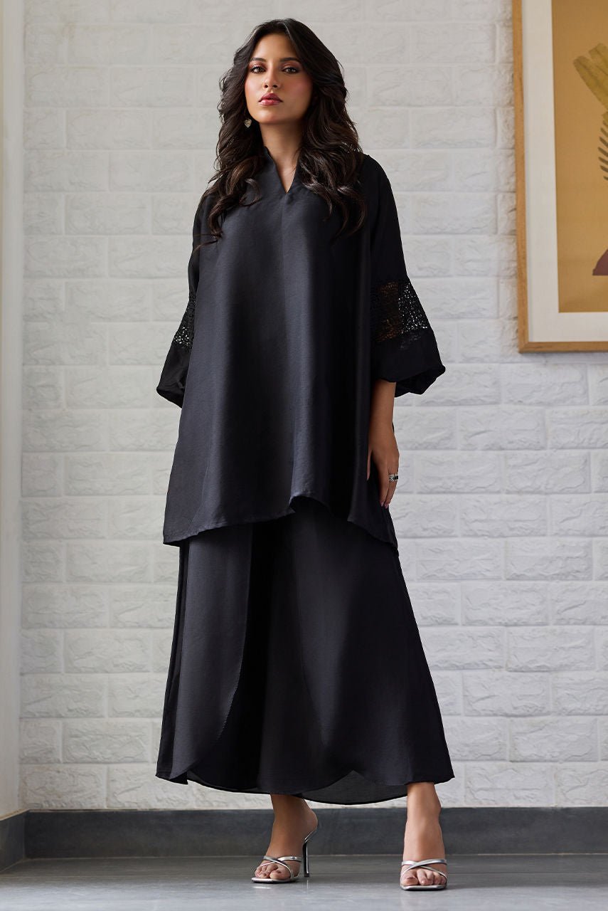 Deepak Perwani | Nazia Eid Edit 26 | Noir-Brand:Deepak Perwani-Type:Ladies Clothes-Black-Raw Silk-House of Maryam- Buy in UK, USA
