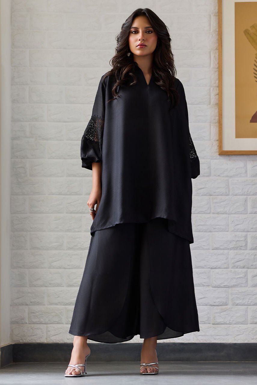 Deepak Perwani | Nazia Eid Edit 26 | Noir-Brand:Deepak Perwani-Type:Ladies Clothes-Black-Raw Silk-House of Maryam- Buy in UK, USA