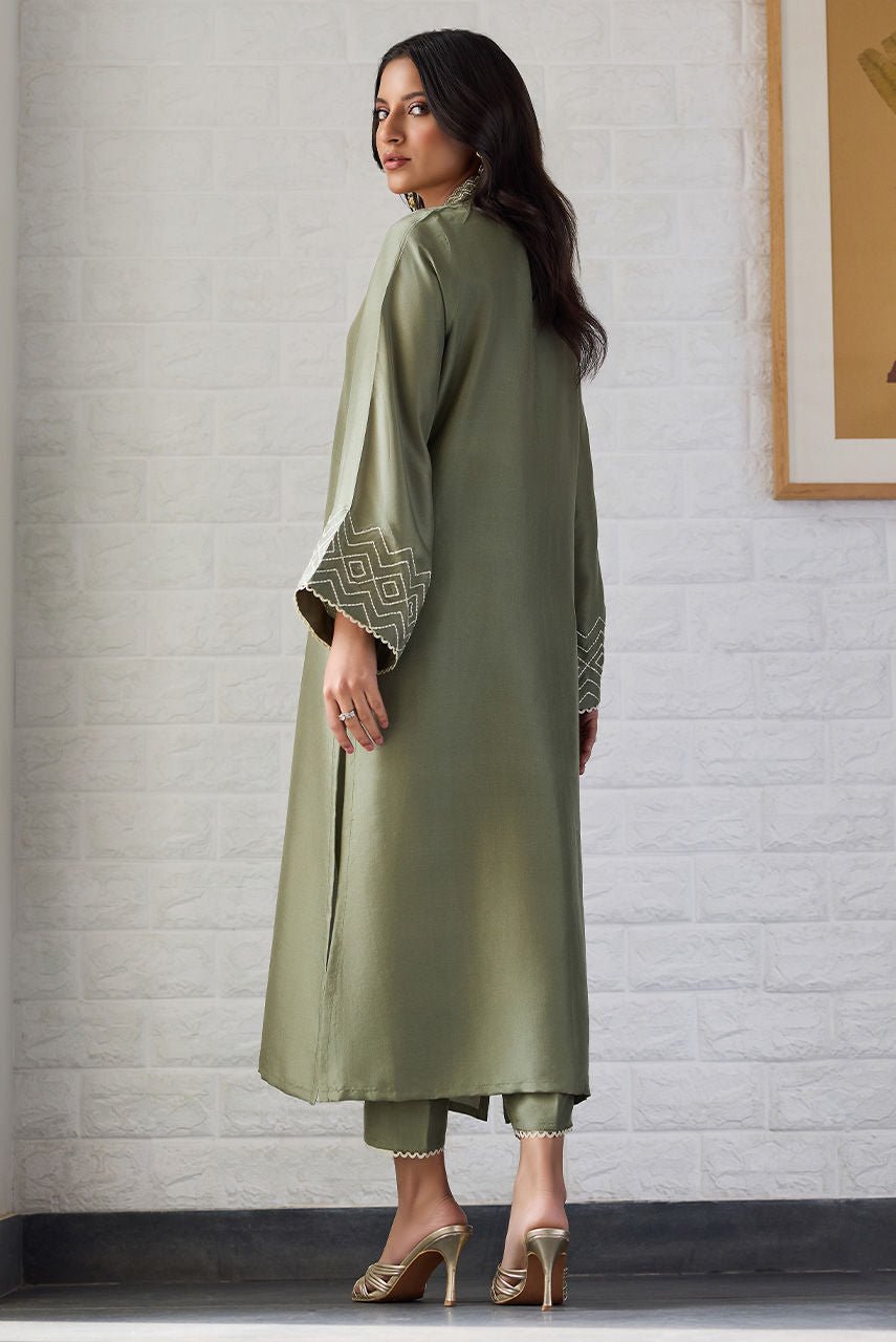 Deepak Perwani | Nazia Eid Edit 26 | Oliva-Brand:Deepak Perwani-Type:Ladies Clothes-Olive Green-Raw Silk-House of Maryam- Buy in UK, USA