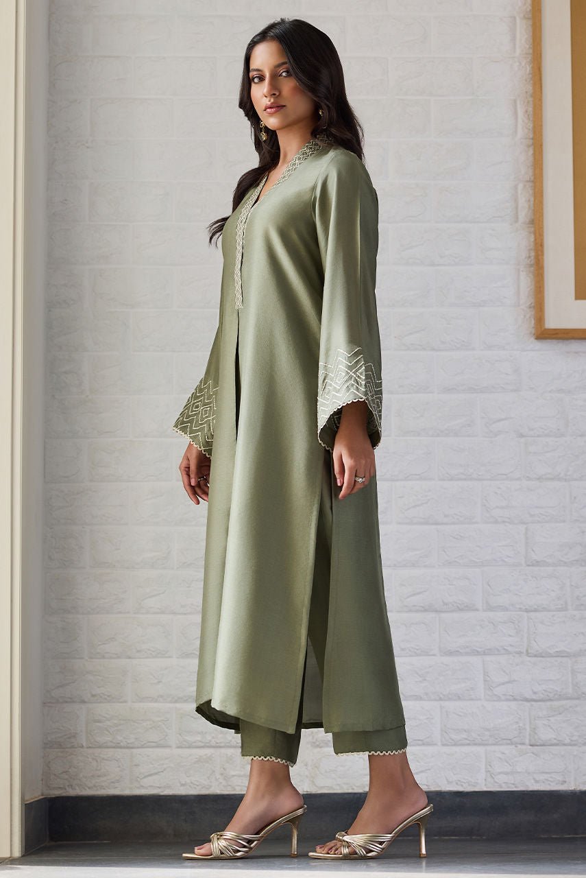 Deepak Perwani | Nazia Eid Edit 26 | Oliva-Brand:Deepak Perwani-Type:Ladies Clothes-Olive Green-Raw Silk-House of Maryam- Buy in UK, USA