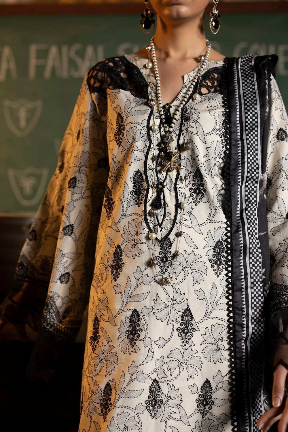 Ittehad | Embroidered Lawn | I-13 -  Ittehad Luxury - Original Designer Dress - House of Maryam