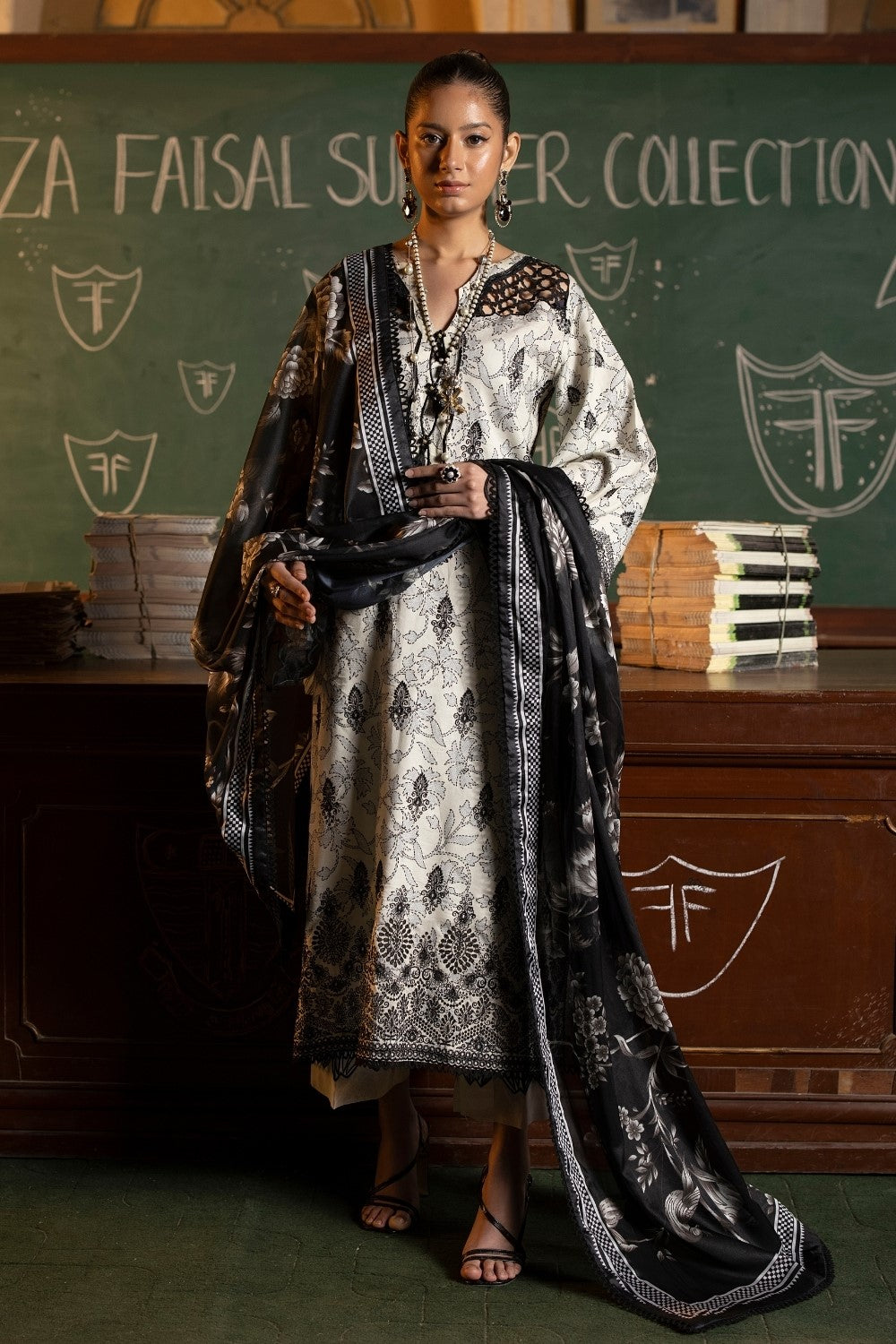 Ittehad | Embroidered Lawn | I-13 -  Ittehad Luxury - Original Designer Dress - House of Maryam