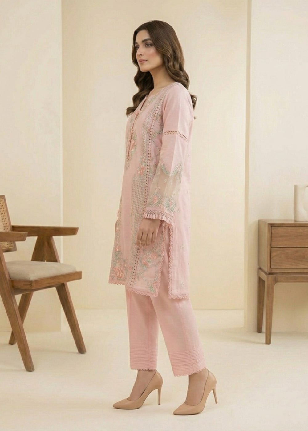 Diara Couture | Eid Lawn 26 |EID. SERAQ - LP-05-Brand:Diara Couture-Type:Ladies Clothes-Pink-Lawn-House of Maryam- Buy in UK, USA
