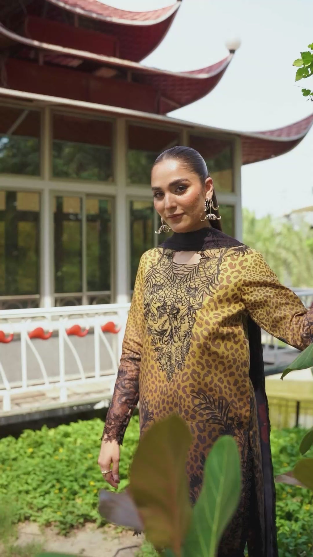 Rangrasiya | Lifestyle Summer Edit 25 | Hooria -  Rangrasiya Ladies Clothes - Original Designer Dress - House of Maryam