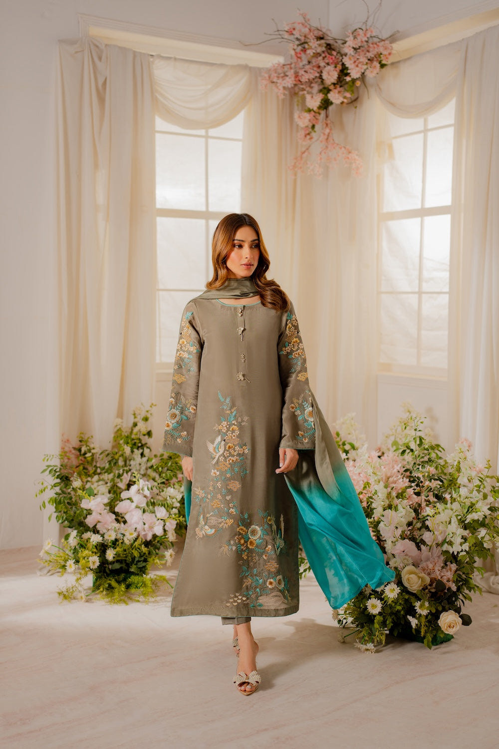 Vintage | Sohani Luxe | Raaha -  Vintage Ladies Clothes - Original Designer Dress - House of Maryam