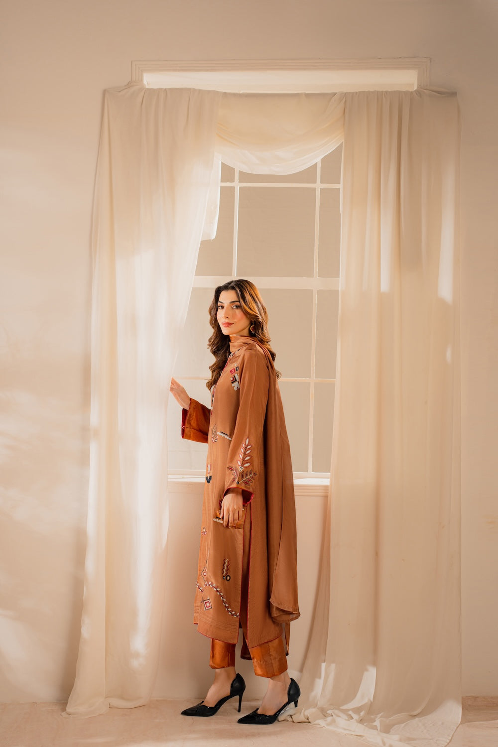Vintage | Sohani Luxe | Ayzal -  Vintage Ladies Clothes - Original Designer Dress - House of Maryam
